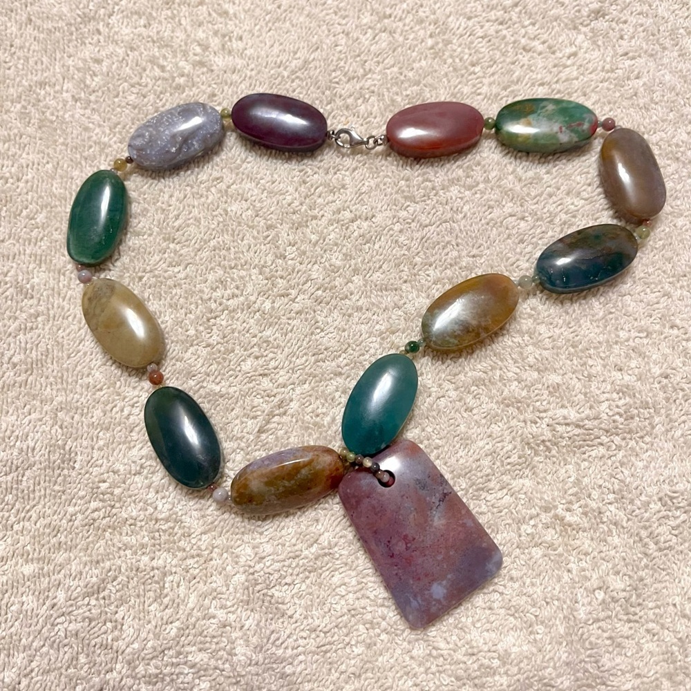 Vintage Elegant Multicolored Stone 925 Clamp Necklace size 16’